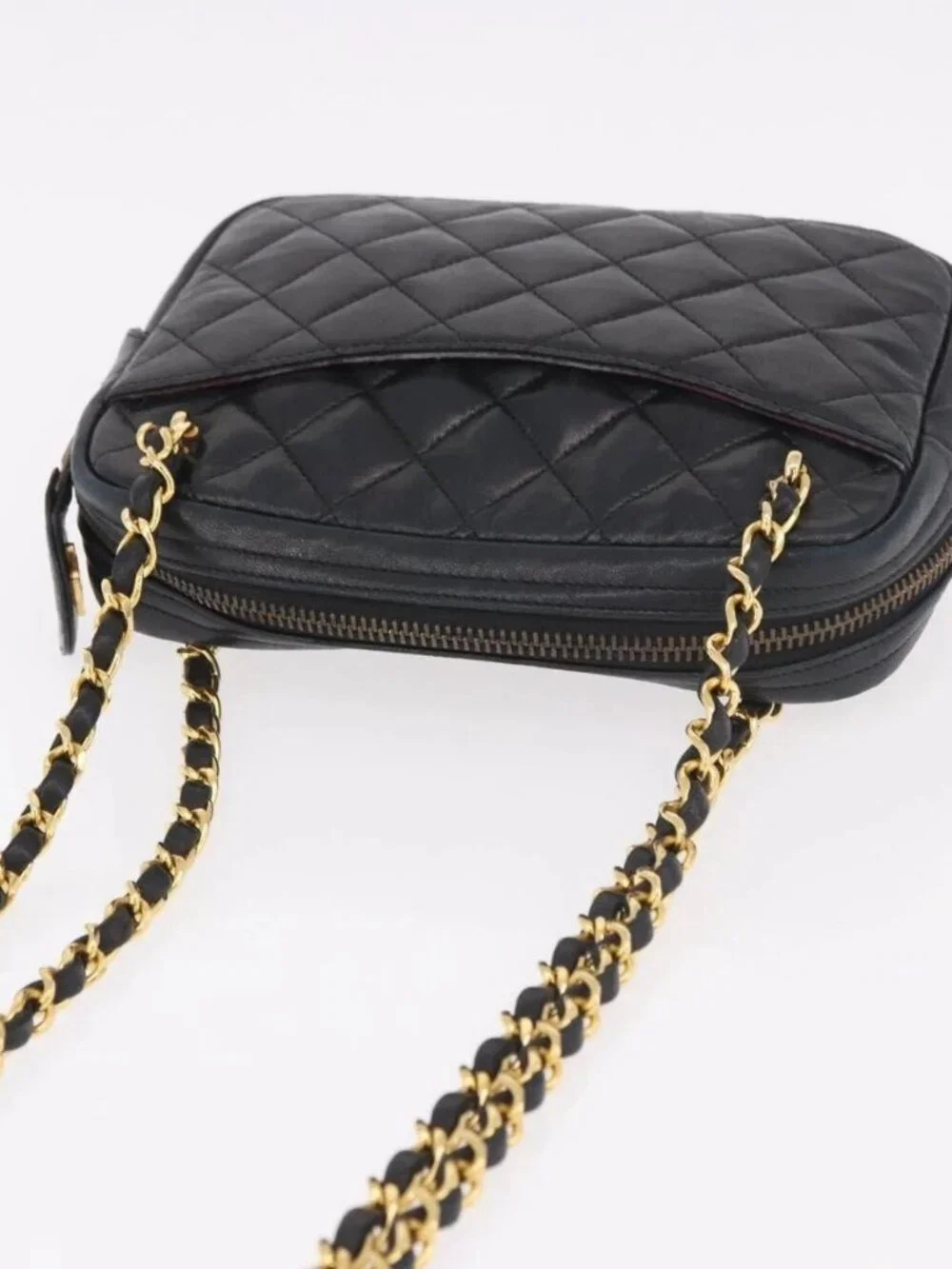 CHANEL brand	chanel color	black
